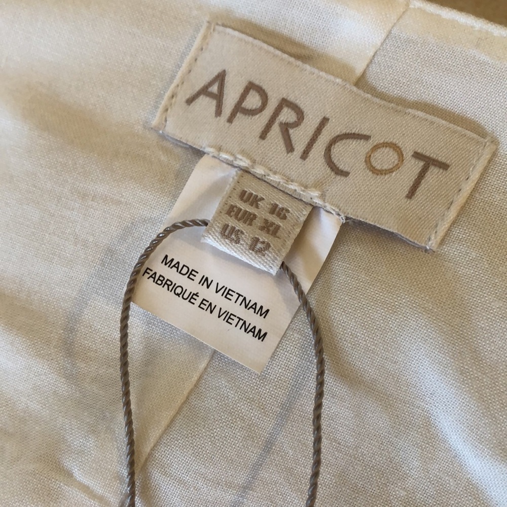 Apricot Bohemian long & lined crinkly gauzy fabric with embroidered X detail - Picture 9 of 12